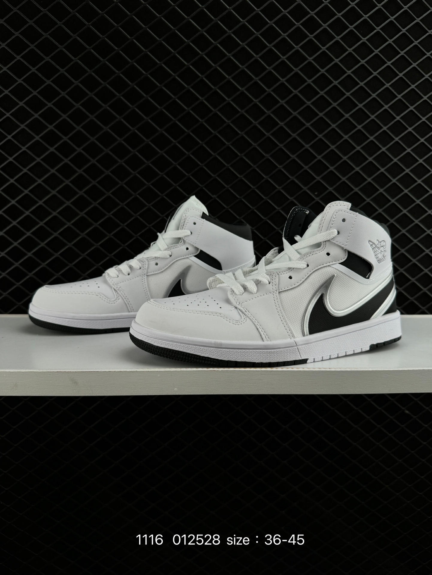 Nike AIR JORDAN 1 RETRO HIGH